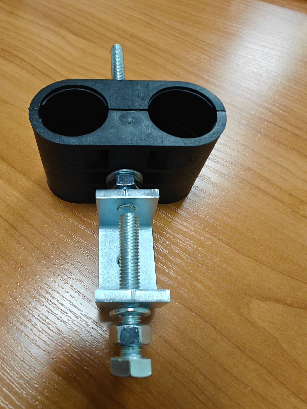 Double Hole Cable Clamp Feeder Clamps Fimo (1).jpg