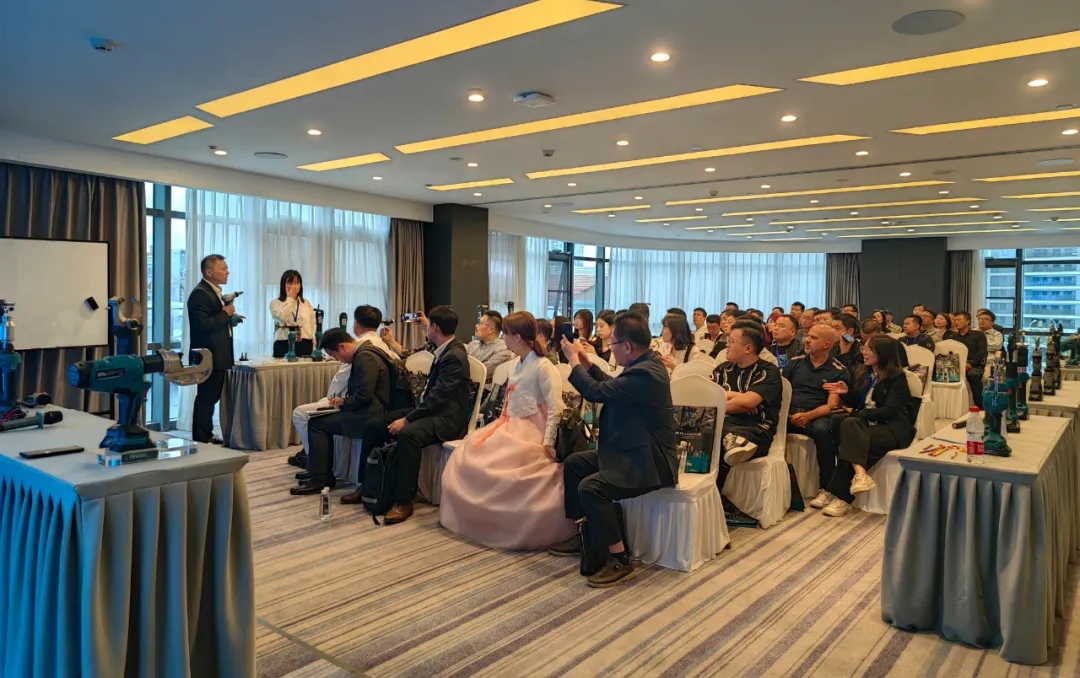 1720772539523974.jpg 02.jpg